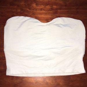 Was specially please remove the boob tube Please remove the boob tube what that